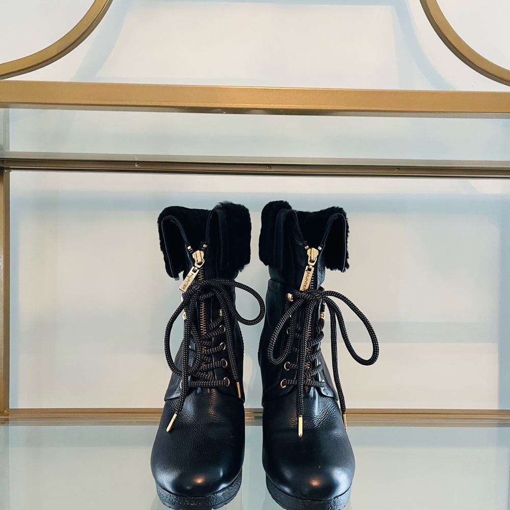 HUNTER Leather Fold-Over Lace Up Boots Black Size 8